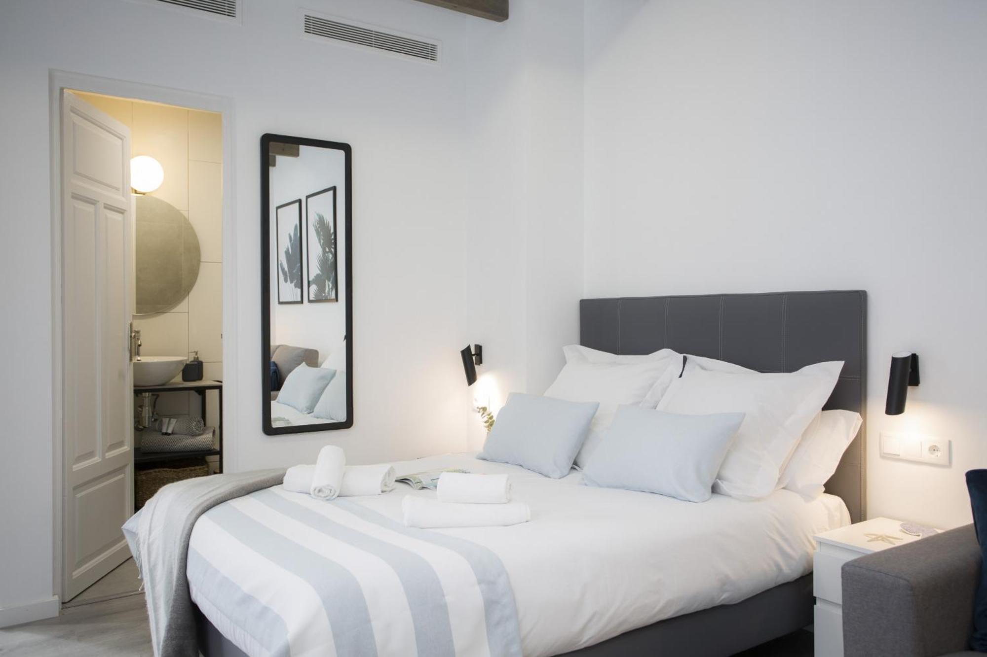 Singularstays Parque Central Valencia Exterior foto